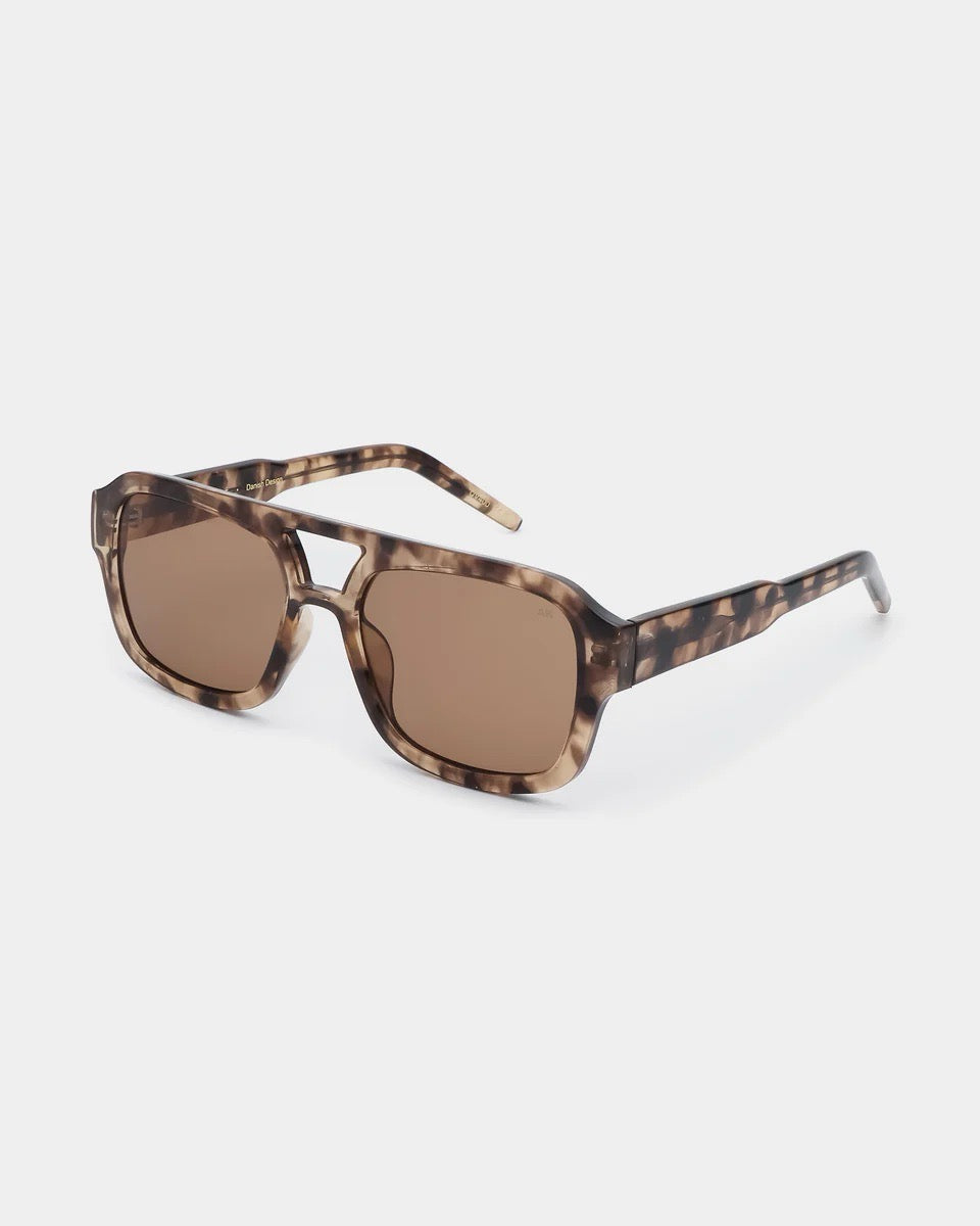 A.Kjaerbede Kaya Sunglasses Coquina