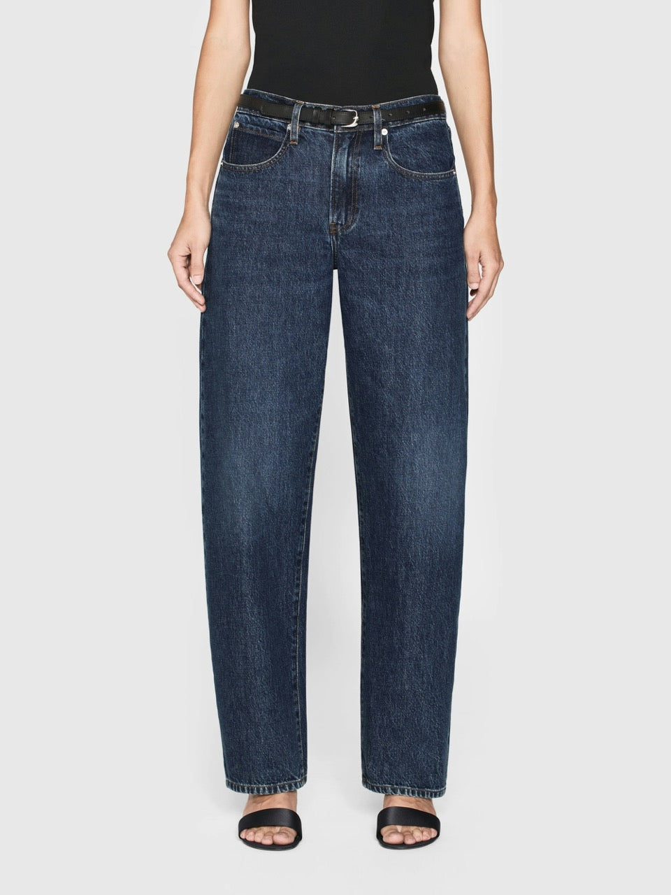 Frame  Low Slung Barrel Jeans