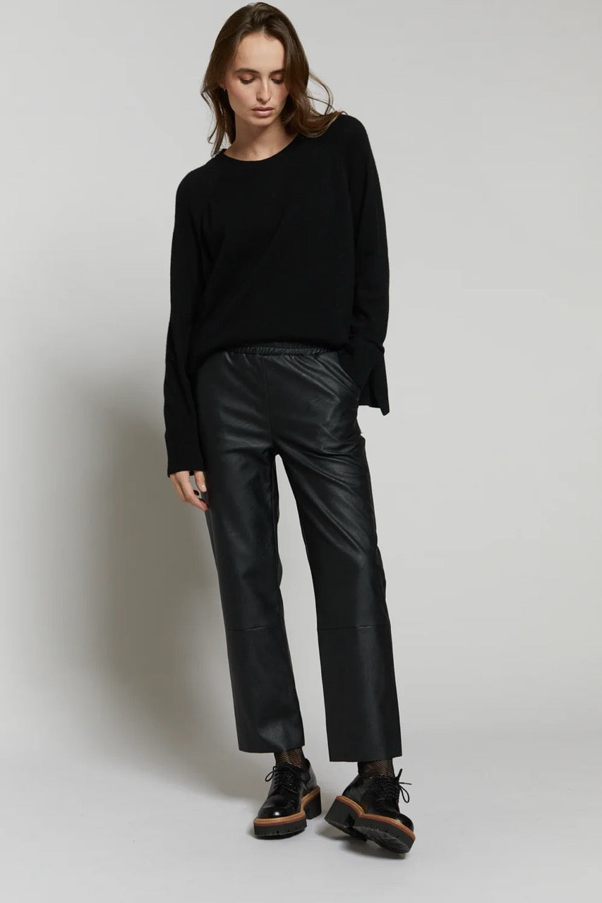 Maevy Pantavegan Trousers Black